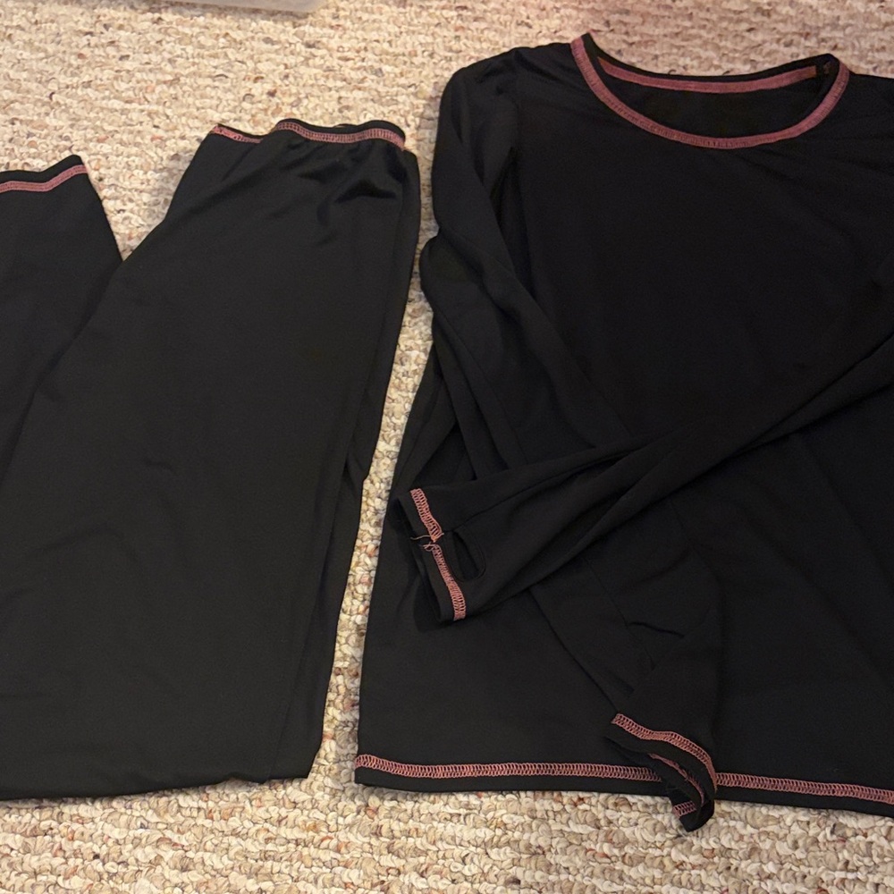 Cuddl Duds Black and Pink Kids Base Layer Set